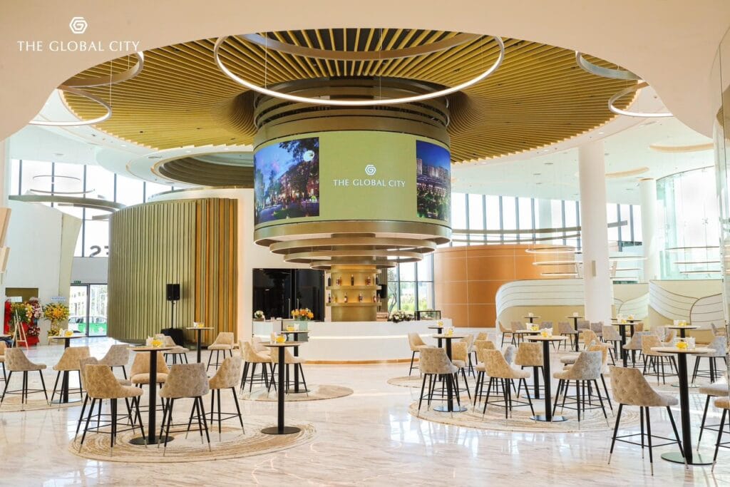 ben trong sales gallery the global city