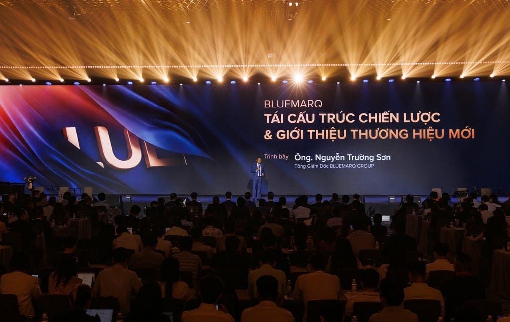 dat xanh group doi ten thanh bluemarq group