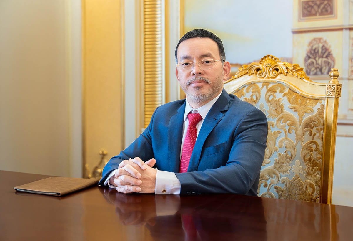 ong luong tri thinh bluemarq group